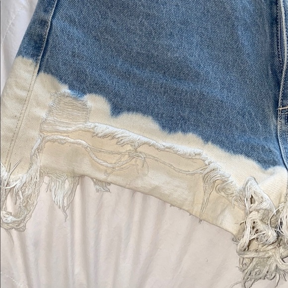 Abrand Jean Shorts (Princess Polly) - Picture 6 of 8